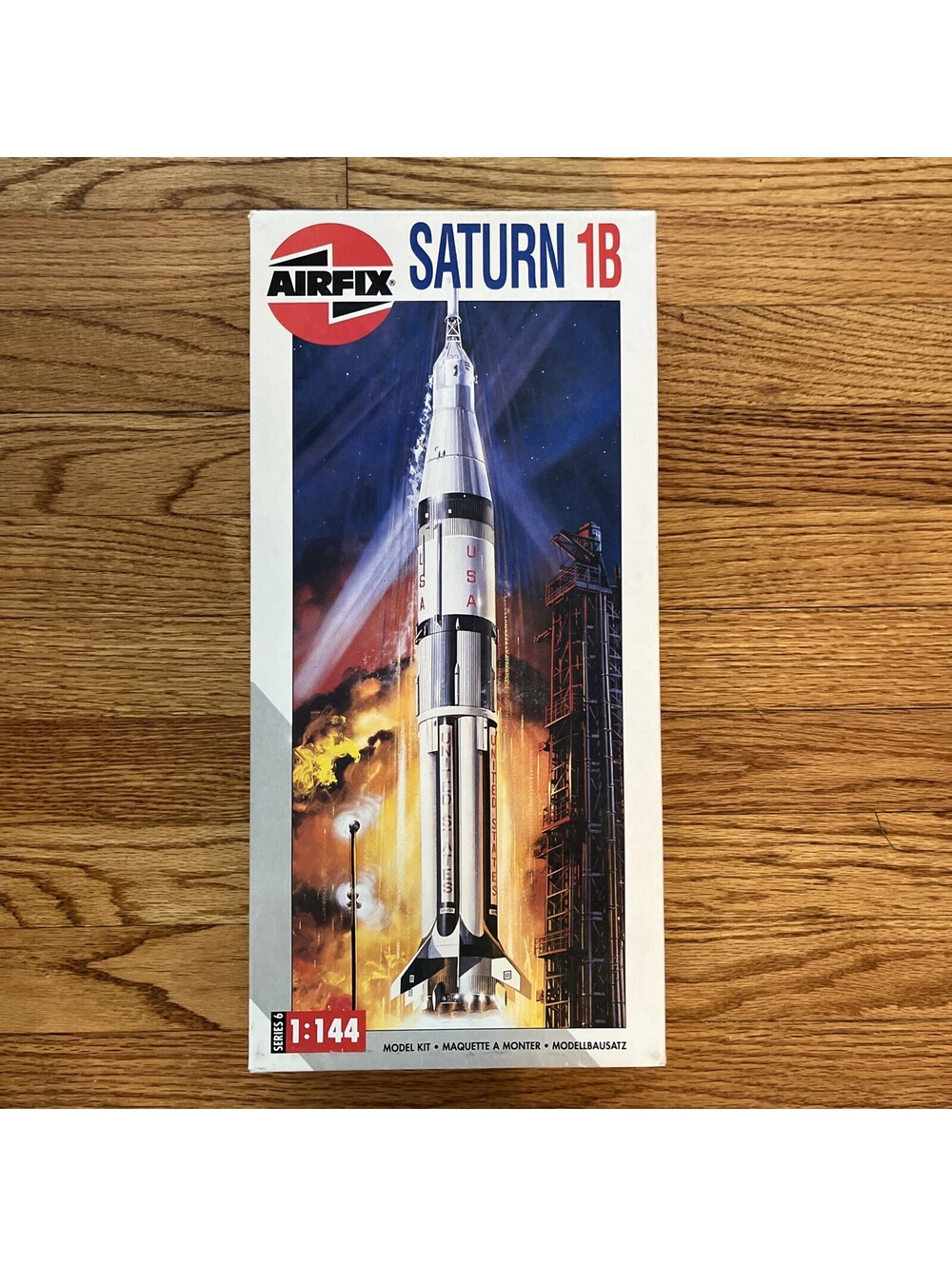Airfix Saturn 1B Apollo 7 Rocket 1:144 scale model kit 06172